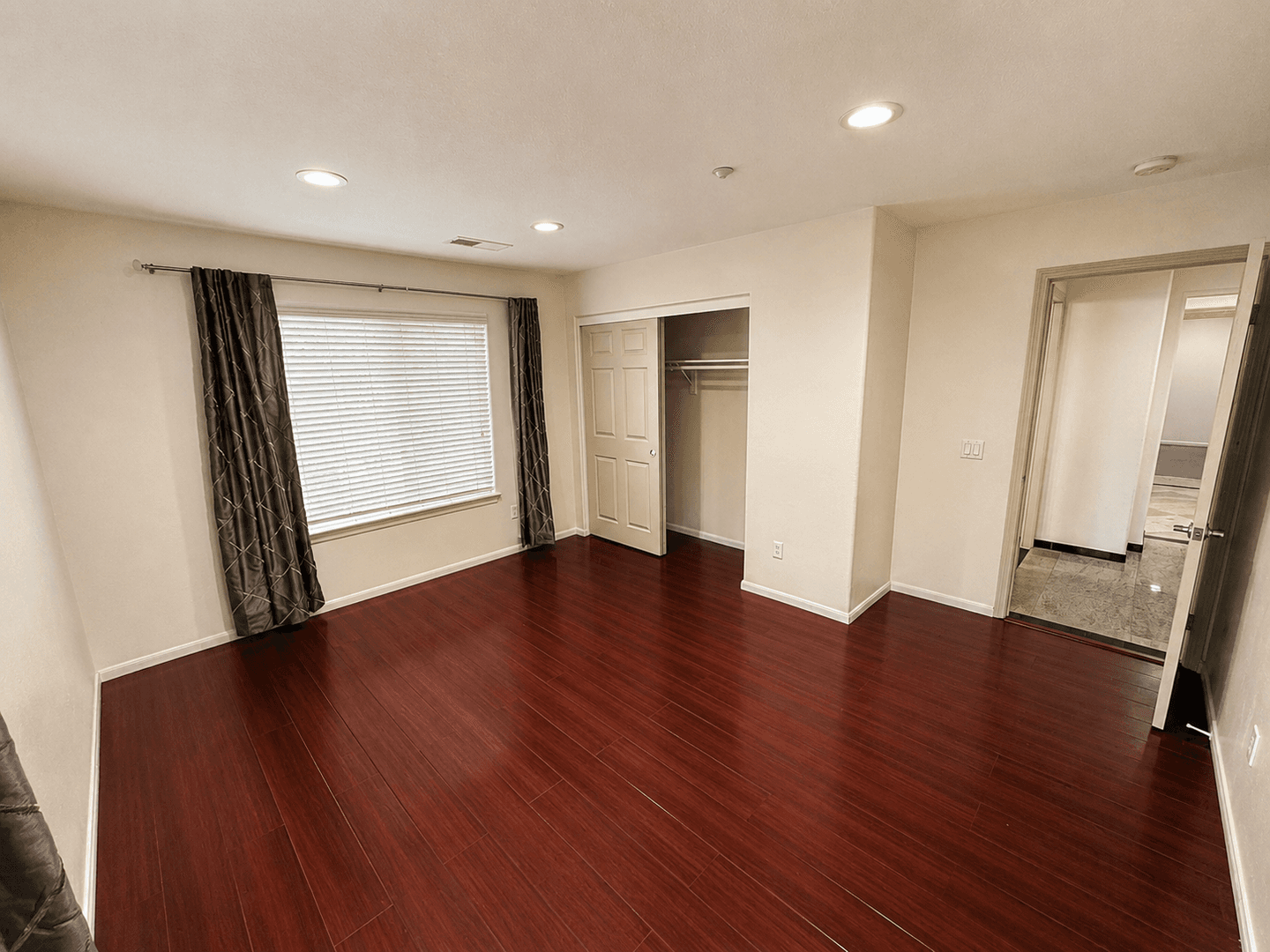Oxnard House: 621 Marbella Court