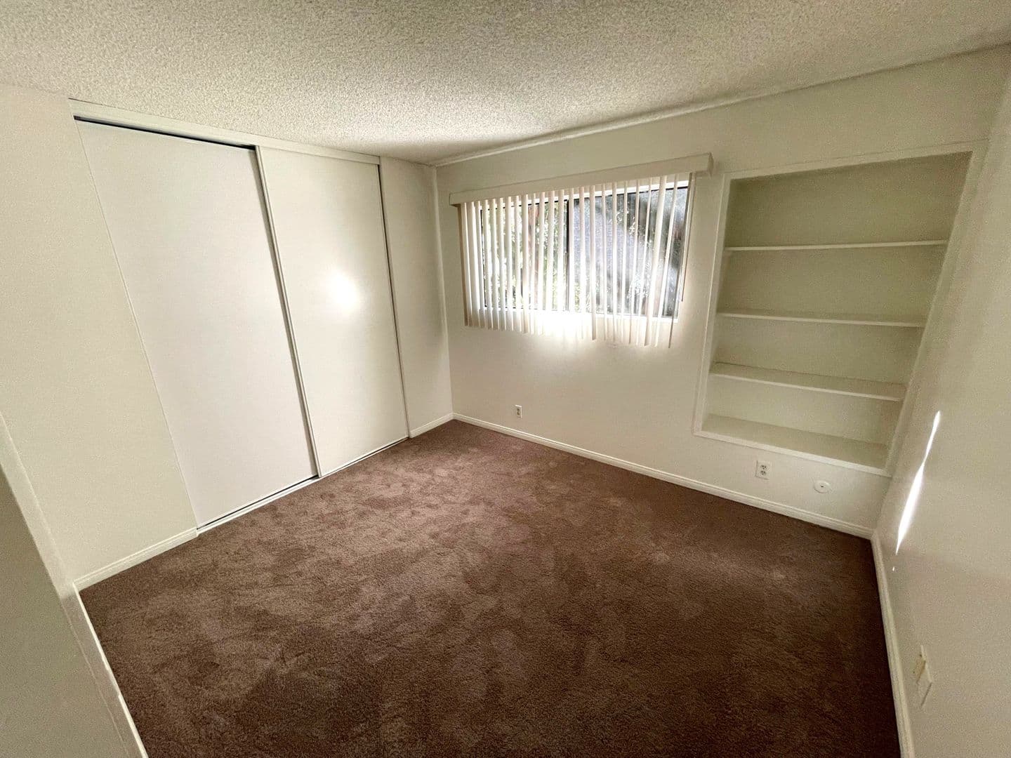 Ventura Apartment: 10855 & 10880 Del Norte