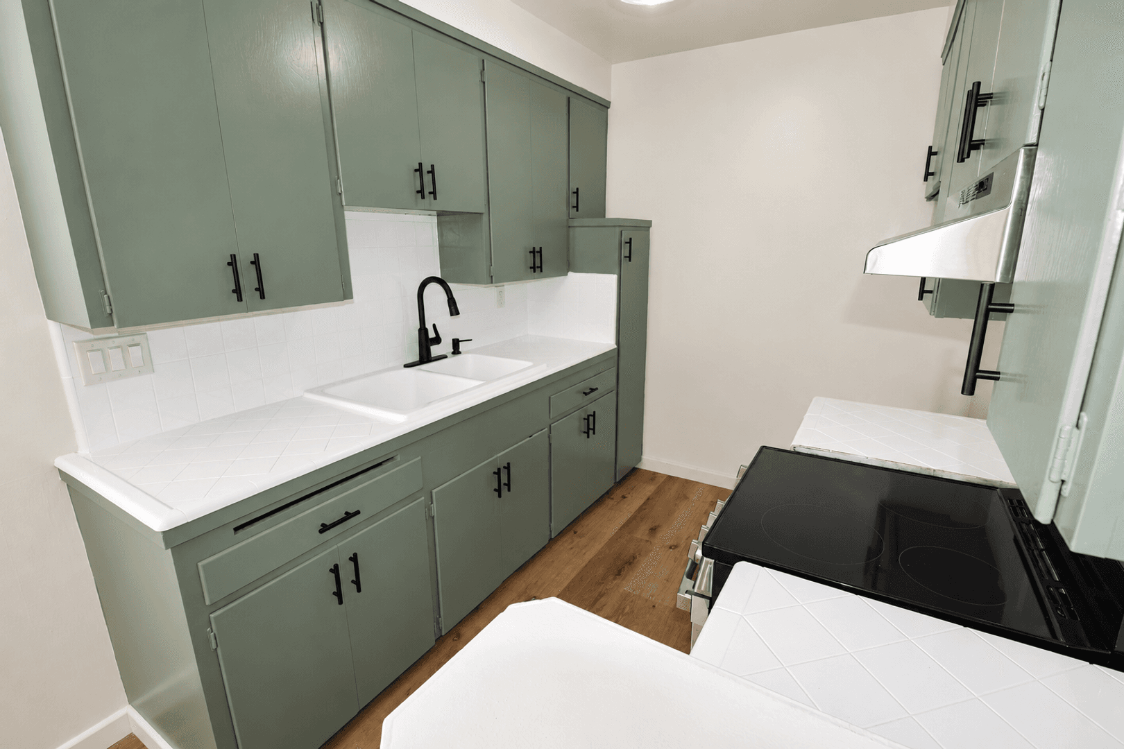 Ventura Apartment: 81-95 Baylor Drive