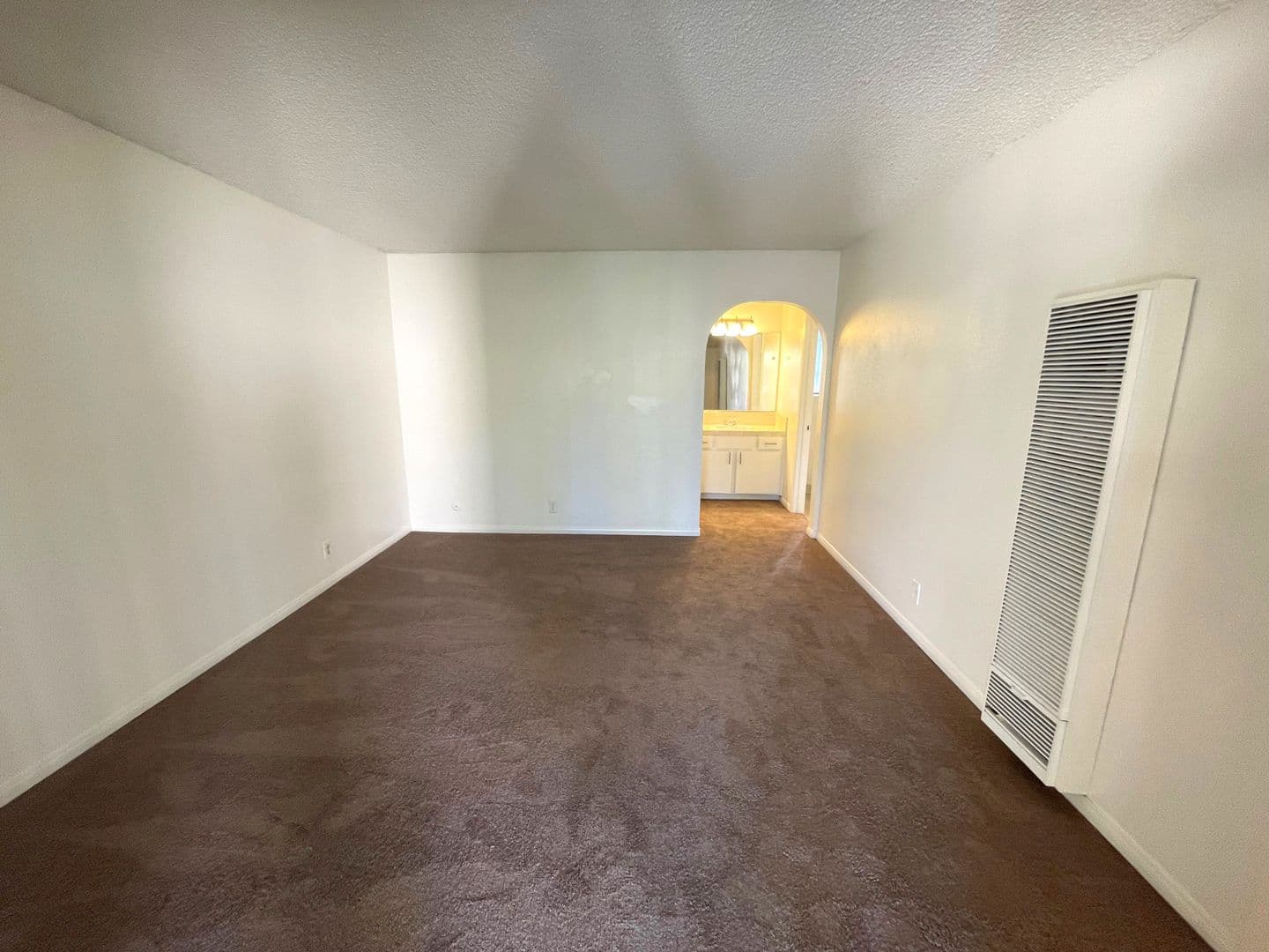 Ventura Apartment: 10855 & 10880 Del Norte