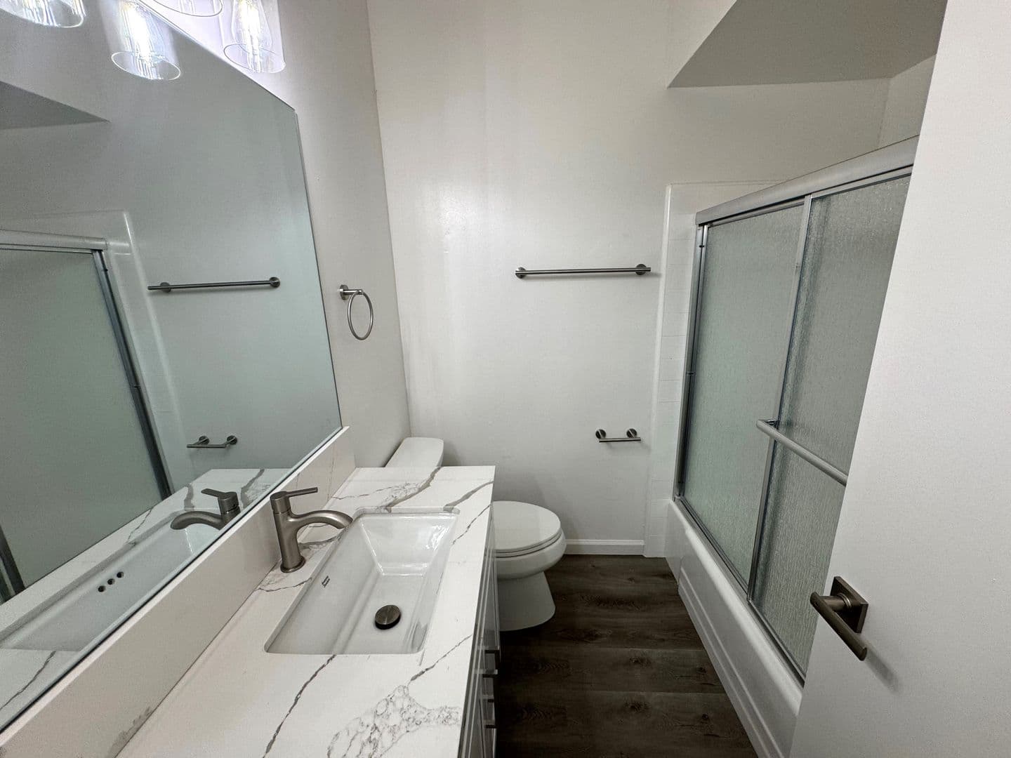 Ventura Apartment: 716-722 Sidonia