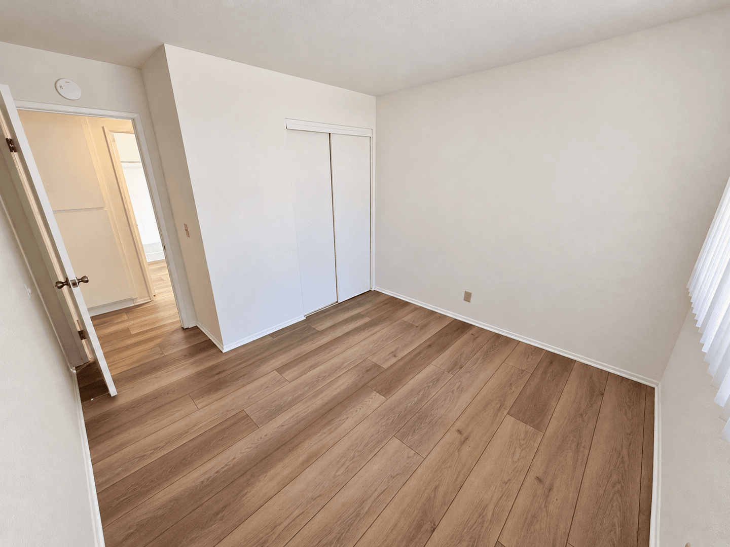Ventura Apartment: 1075 N. Olive