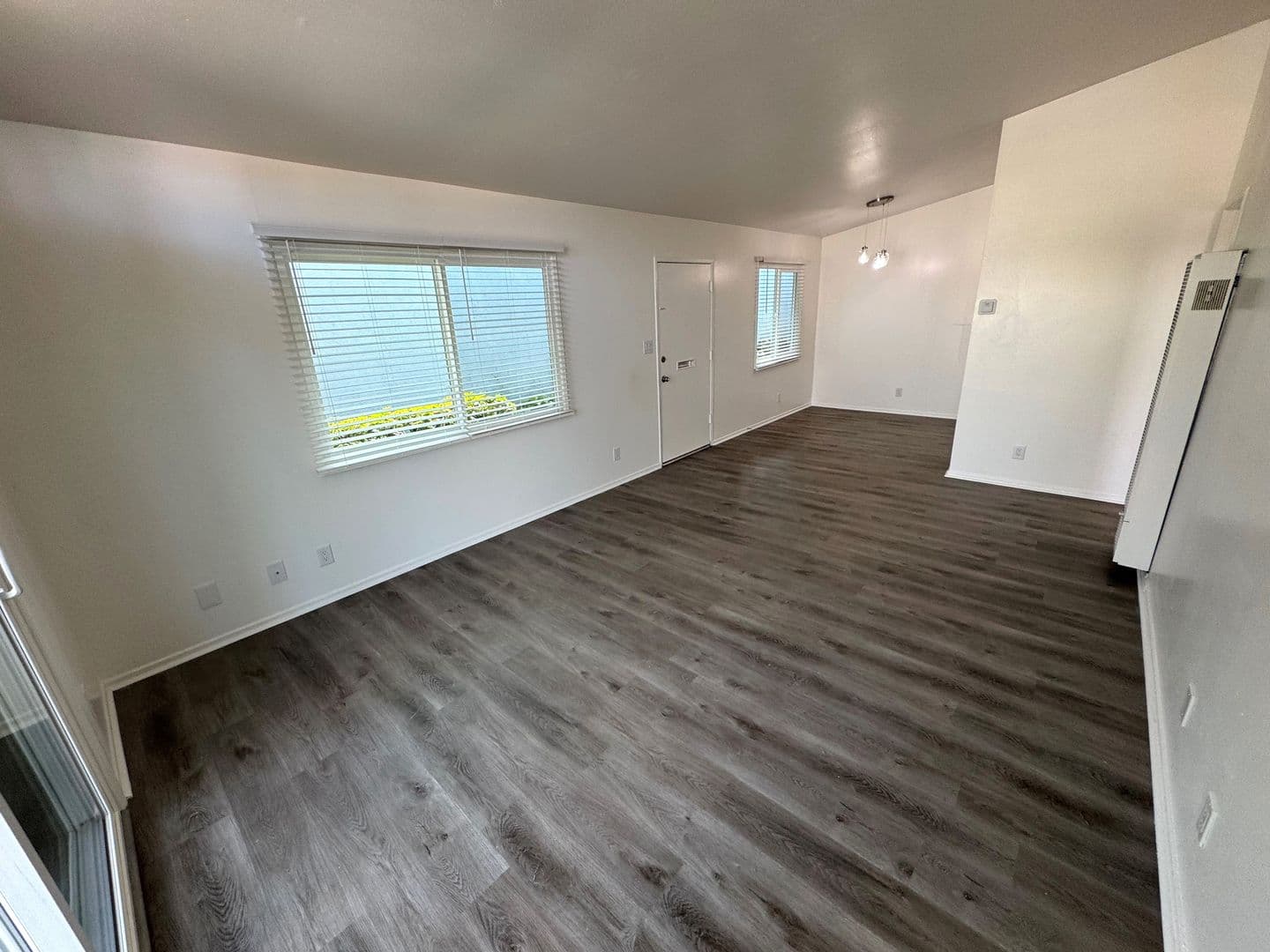 Ventura Apartment: 716-722 Sidonia
