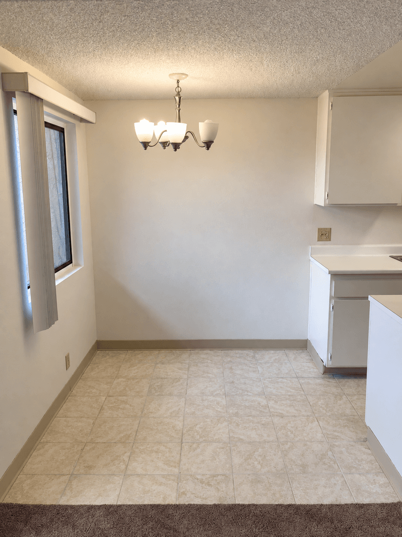 Ventura Apartment: 10855 & 10880 Del Norte