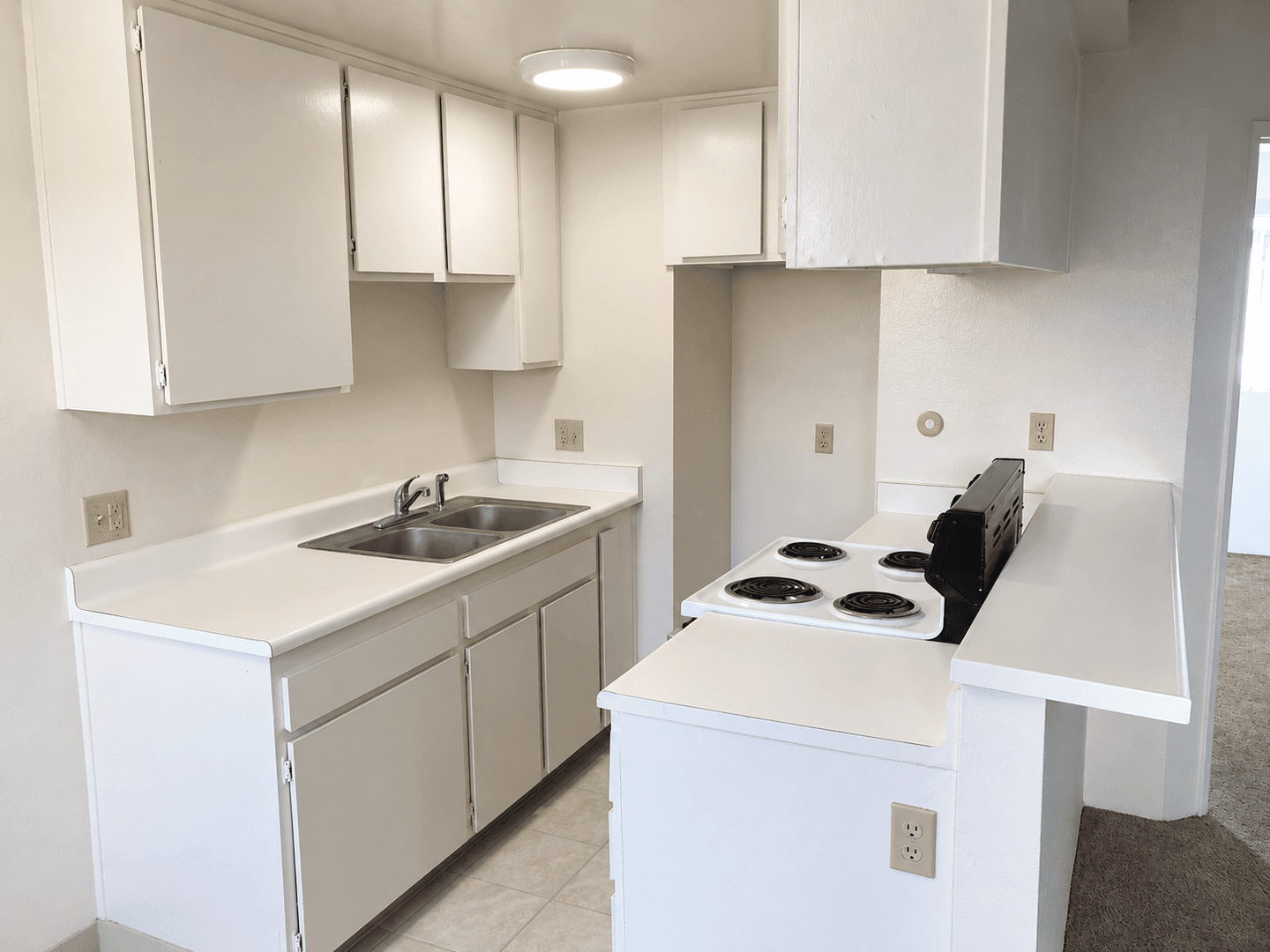 Ventura Apartment: 10855 & 10880 Del Norte