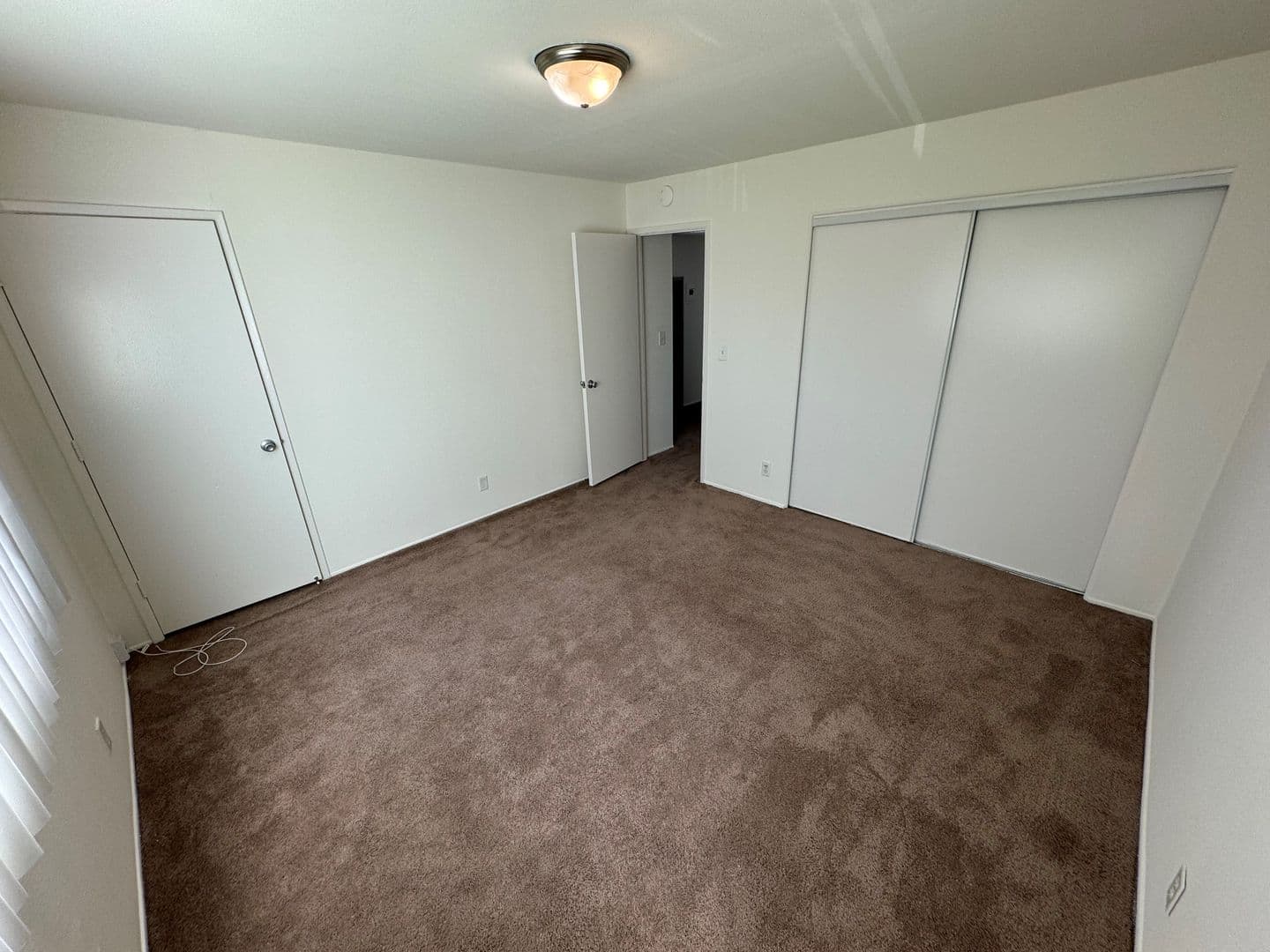 Ventura Apartment: 3402-3412 Rexford & 749-763 Sidonia