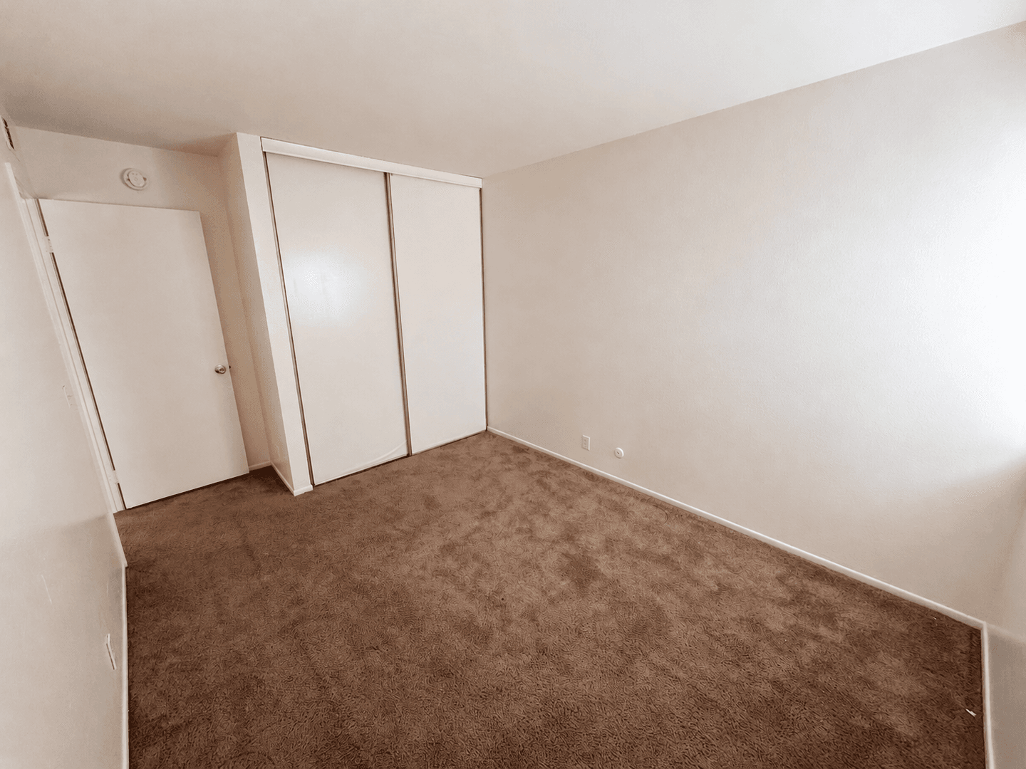 Ventura House: 1274 San Simeon #4