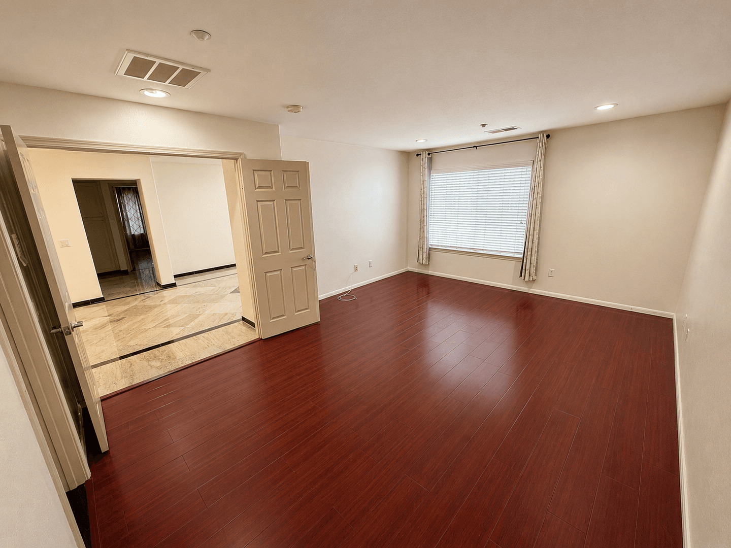 Oxnard House: 621 Marbella Court