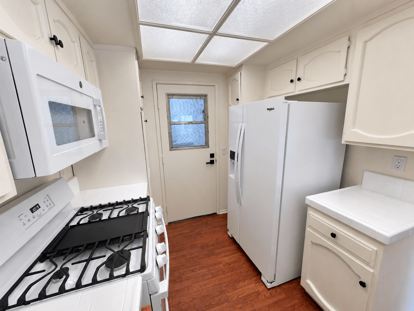 Ventura Townhome: 925 Vallecito Drive