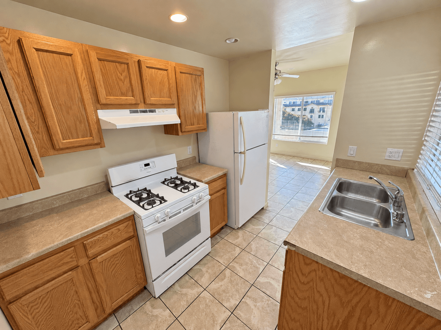Ventura Apartment: 153 Wall Street