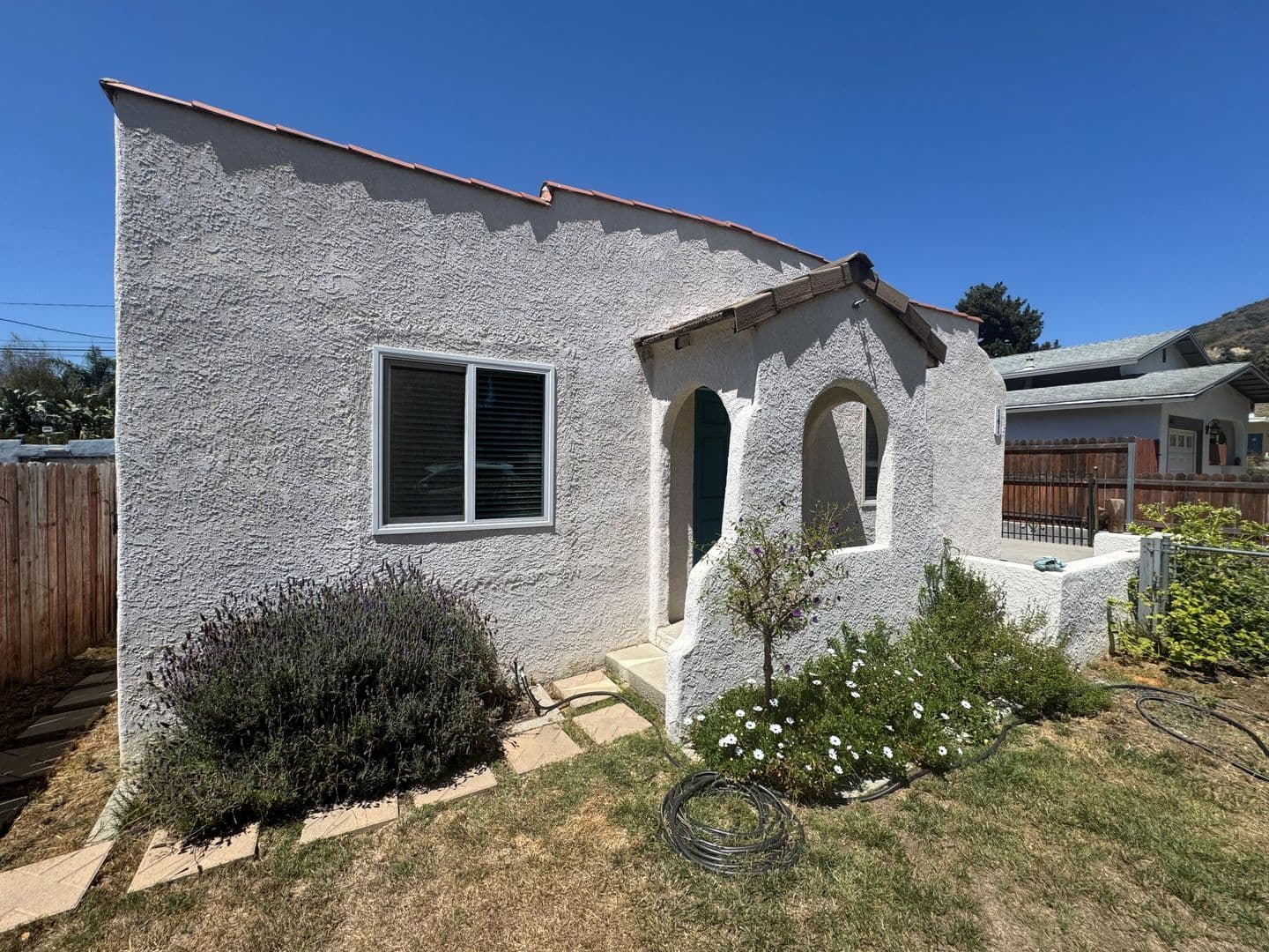 Ventura Apartment: 141 Holt Street
