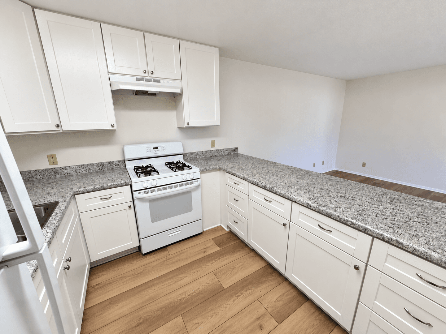 Ventura Apartment: 1075 N. Olive
