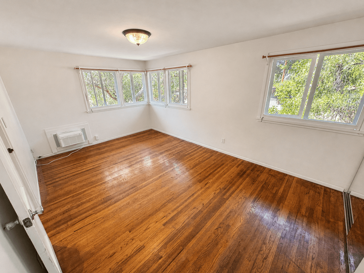 Ojai House: 406 S. Signal Street #A