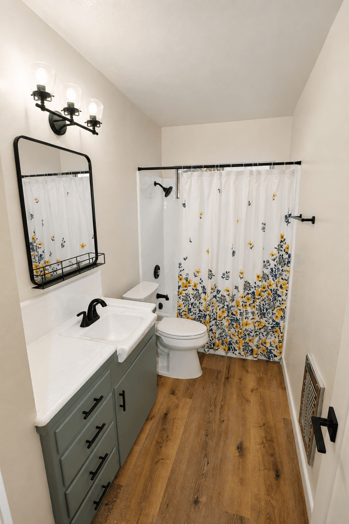 Ventura Apartment: 81-95 Baylor Drive