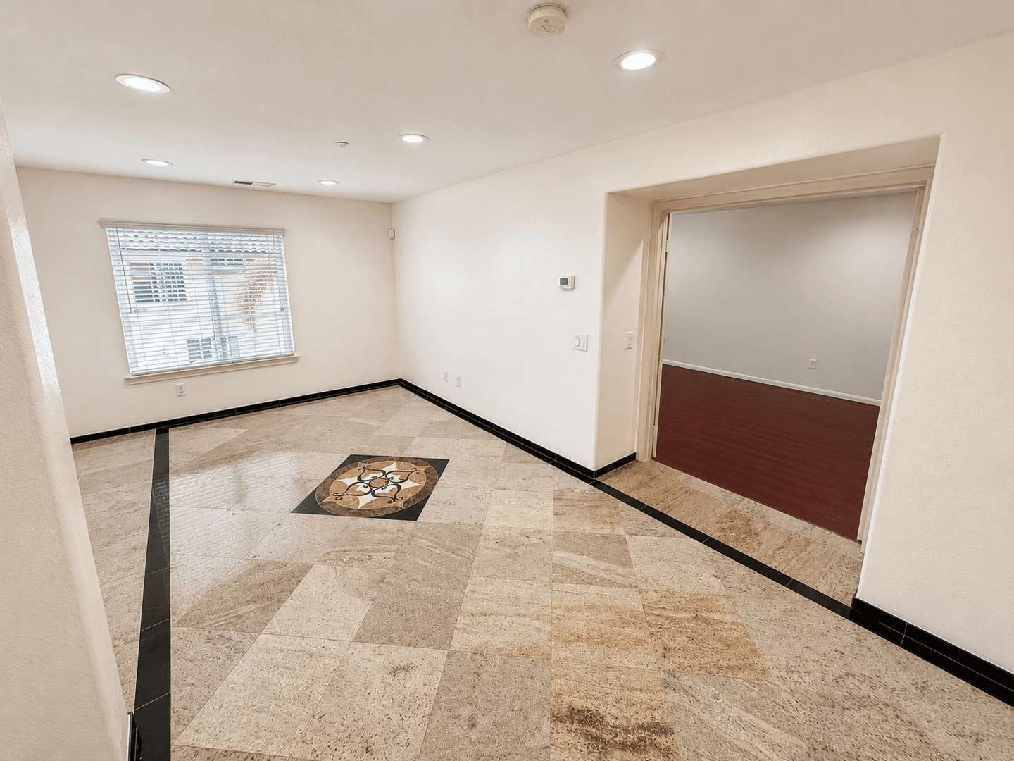 Oxnard House: 621 Marbella Court