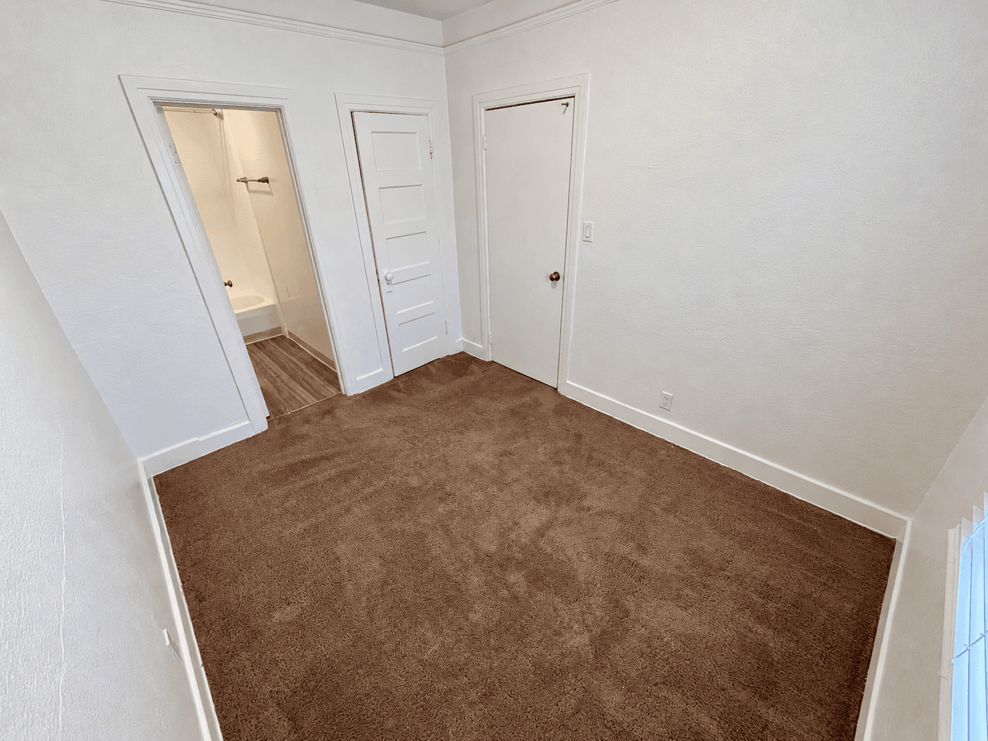 Ventura Apartment: 121-137 El Medio