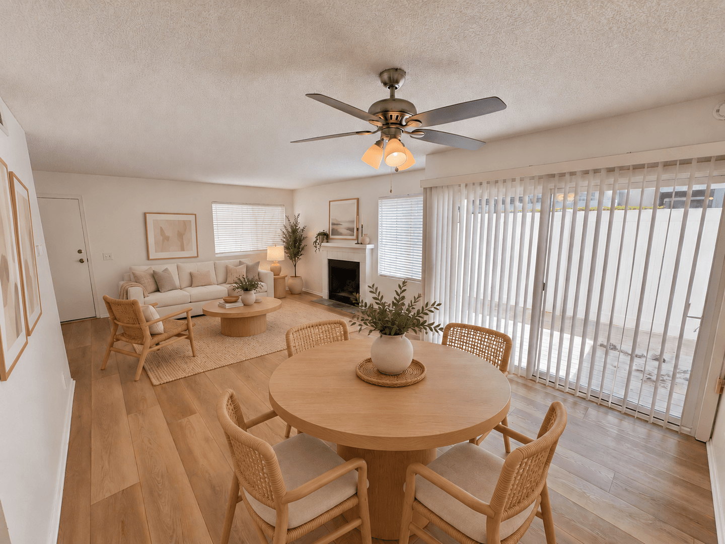 Ventura House: 1274 San Simeon #4