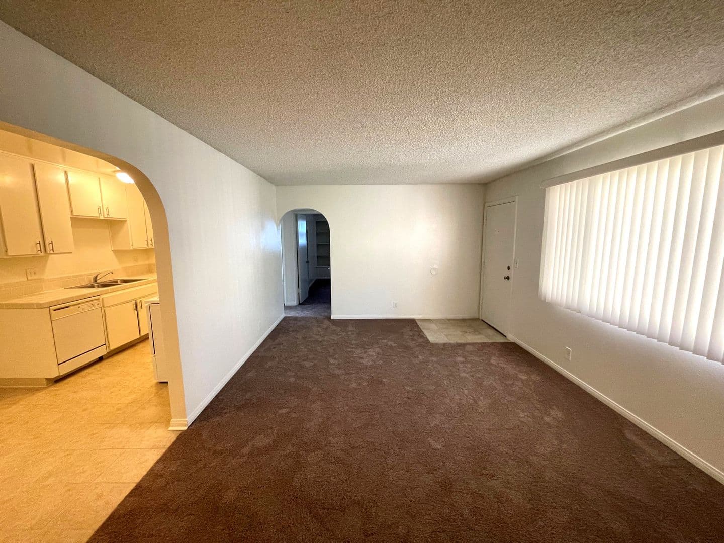 Ventura Apartment: 10855 & 10880 Del Norte