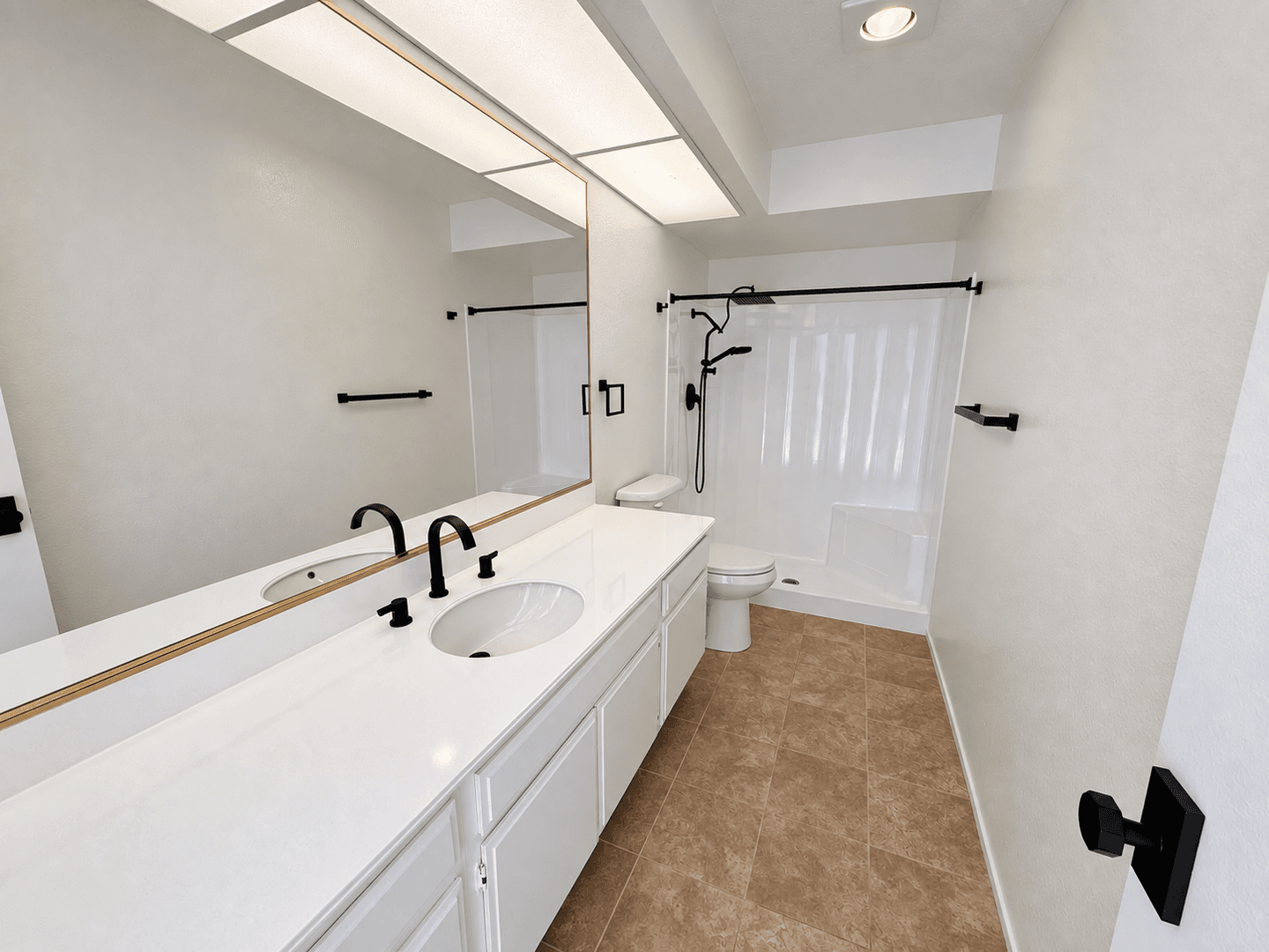 Ventura Townhome: 925 Vallecito Drive