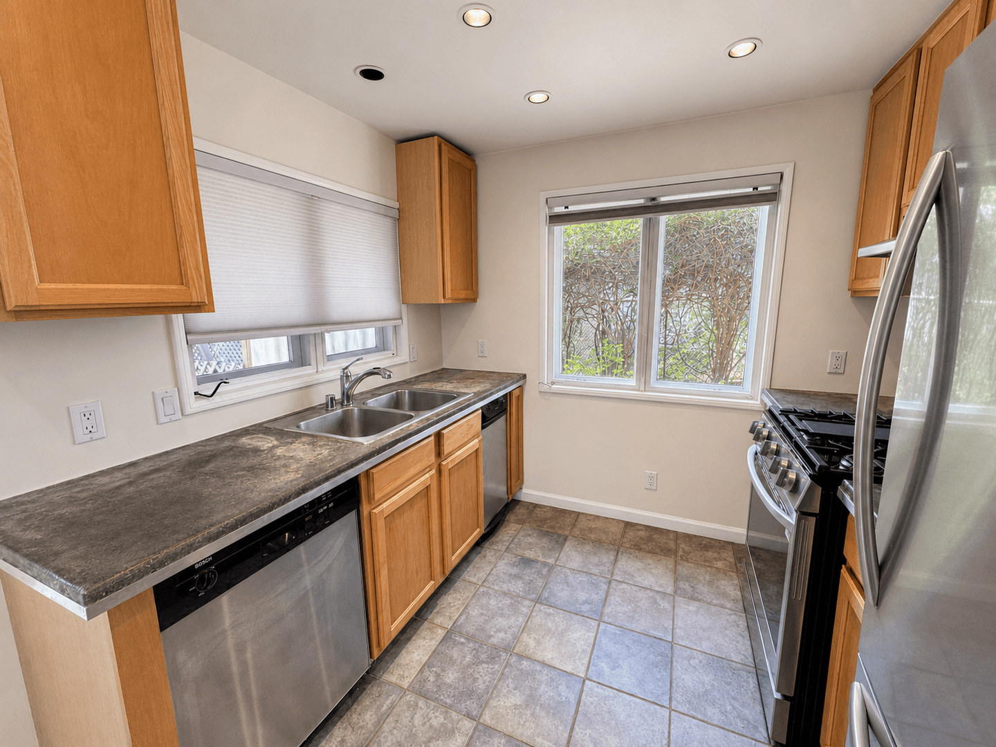 Ojai House: 406 S. Signal Street #A