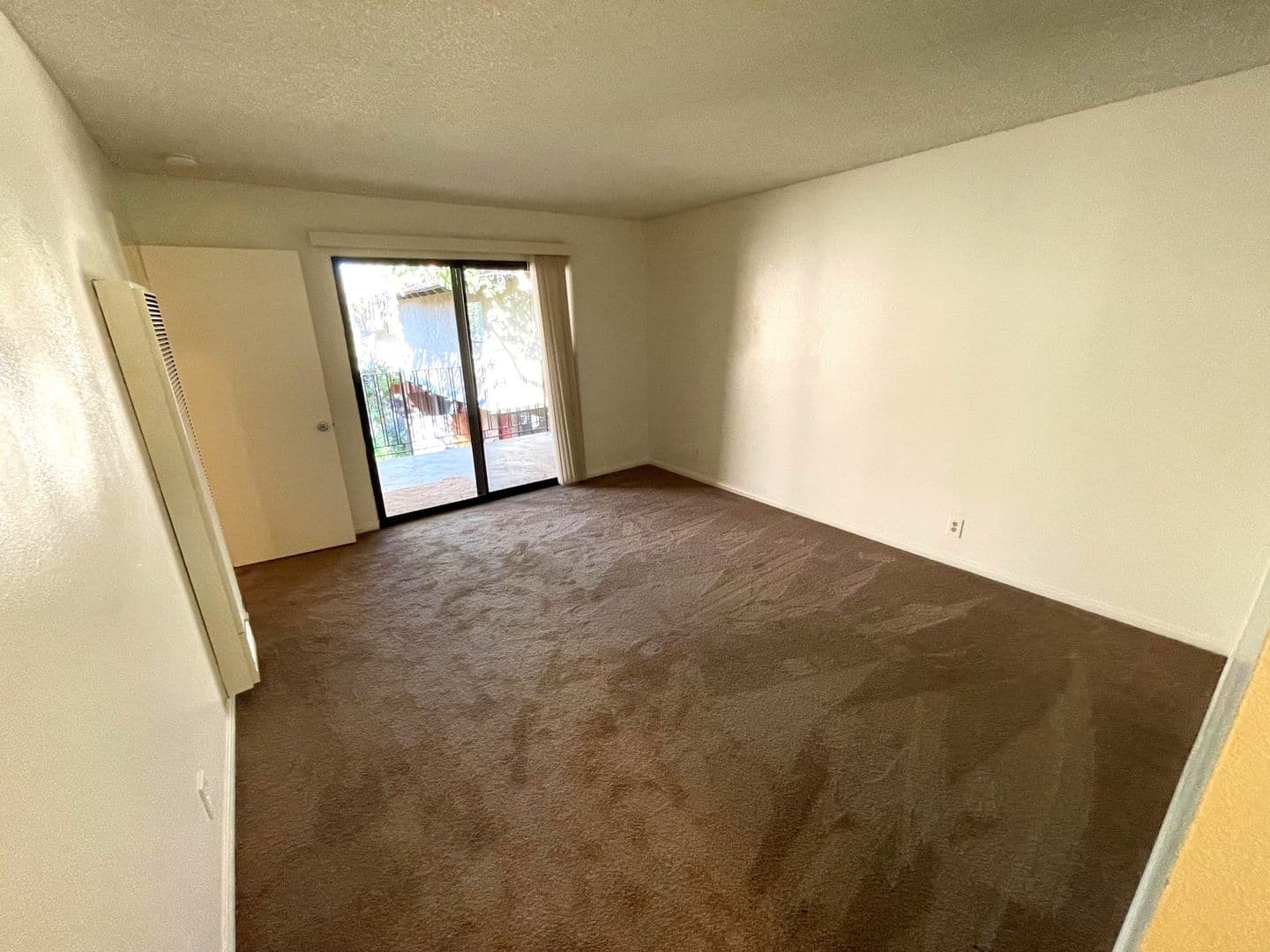 Ventura Apartment: 10855 & 10880 Del Norte