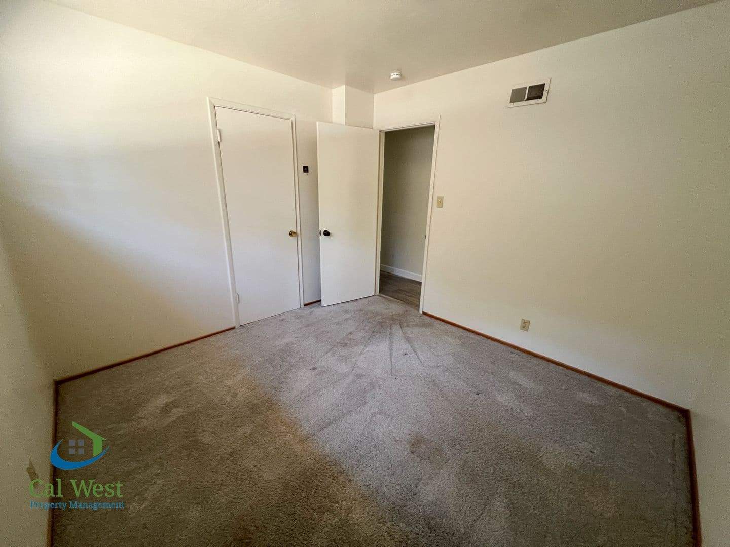 Cupertino House: 10600 East Estates Drive