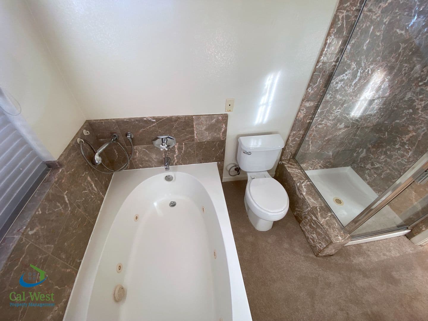 Mountain View House: 855 Jackson Street
