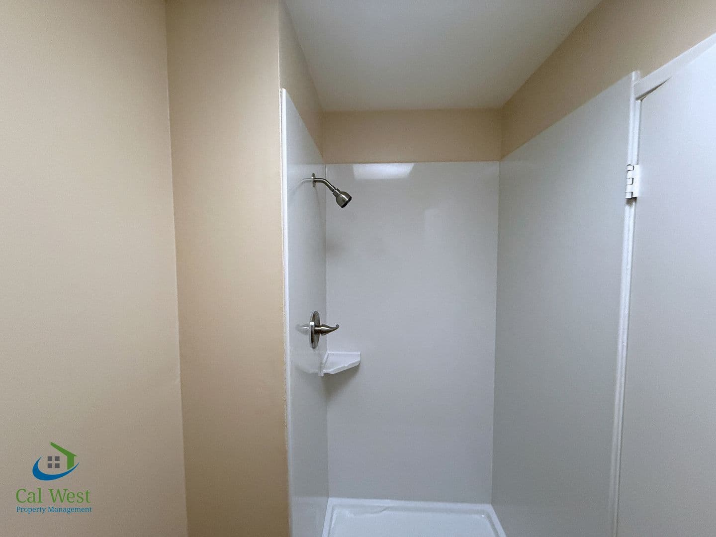 San Jose Apartment: 5863 Hillview Avenue