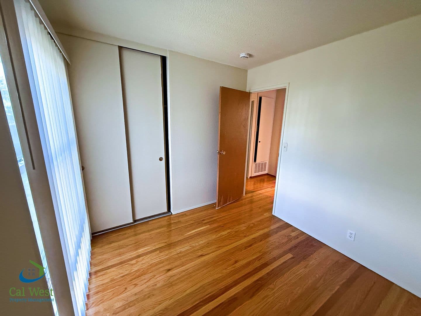 Sunnyvale House: 715 W Knickerbocker Drive