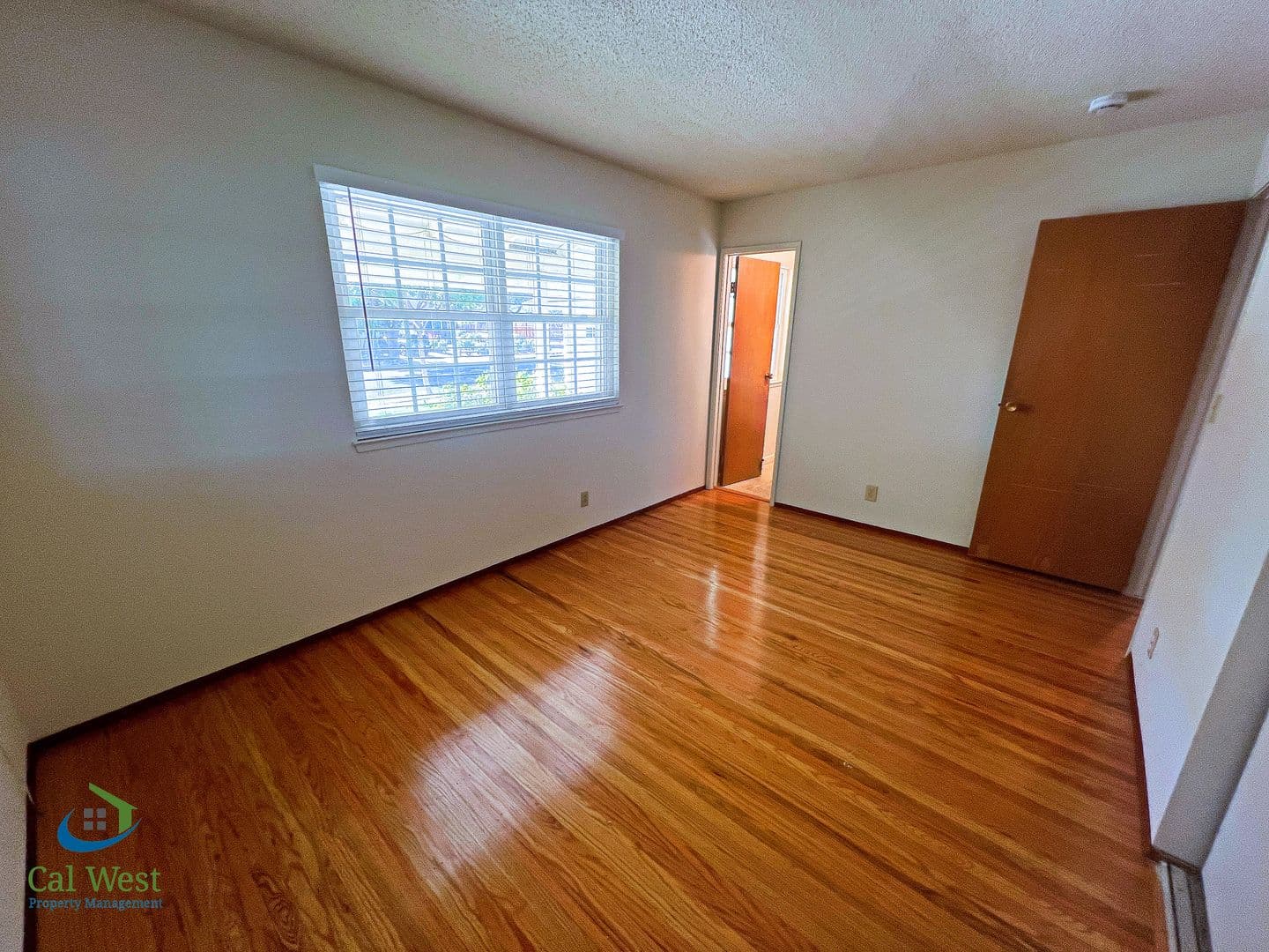 Sunnyvale House: 715 W Knickerbocker Drive