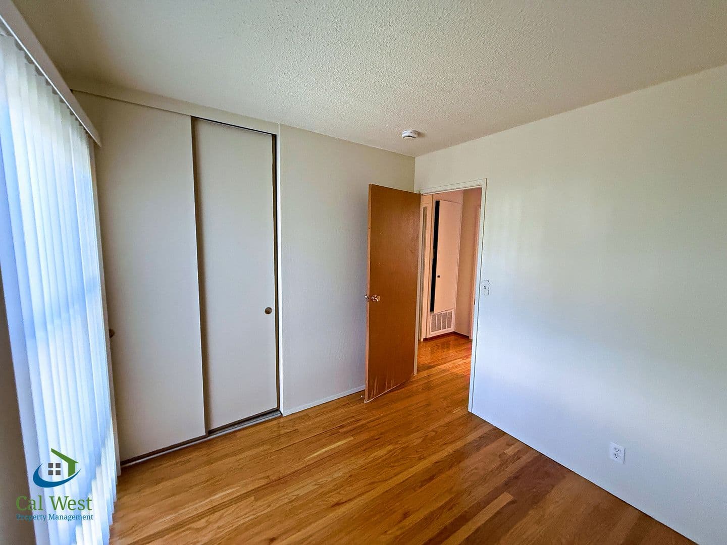 Sunnyvale House: 715 W Knickerbocker Drive