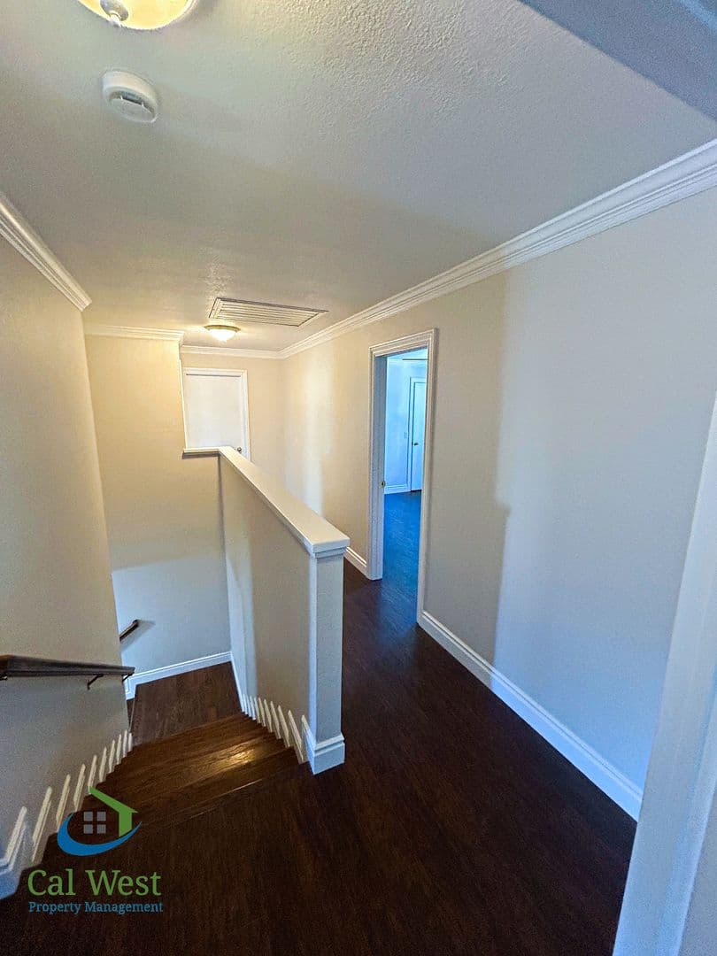 Gilroy House: 6479 Barron Place