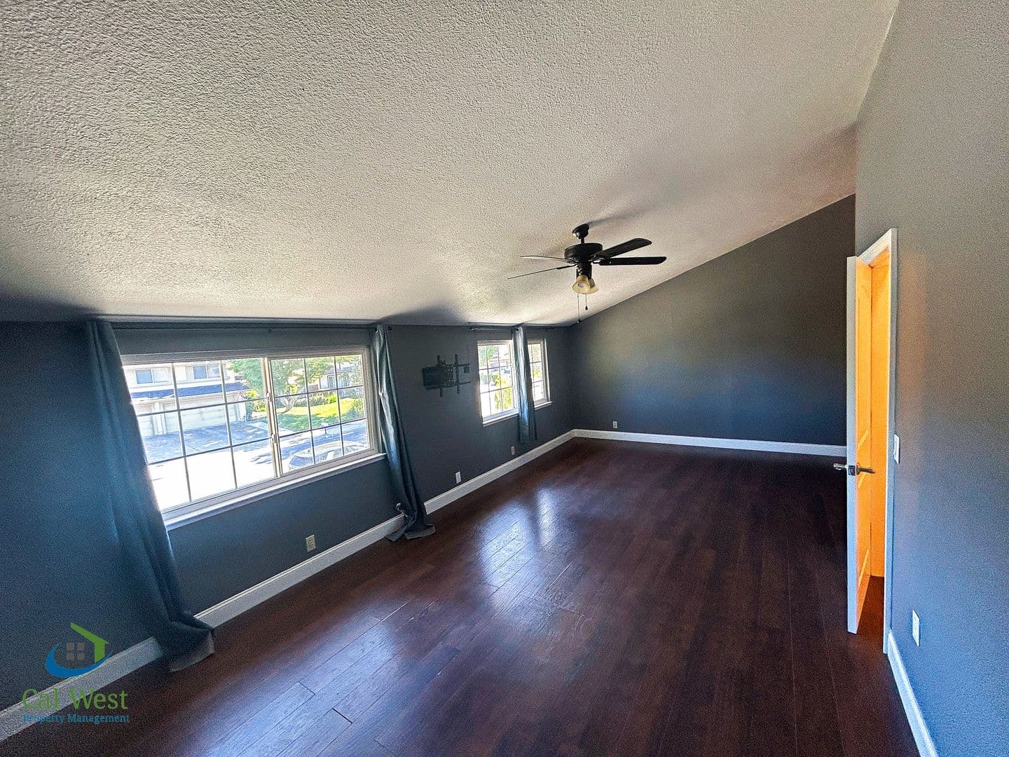 Gilroy House: 6479 Barron Place