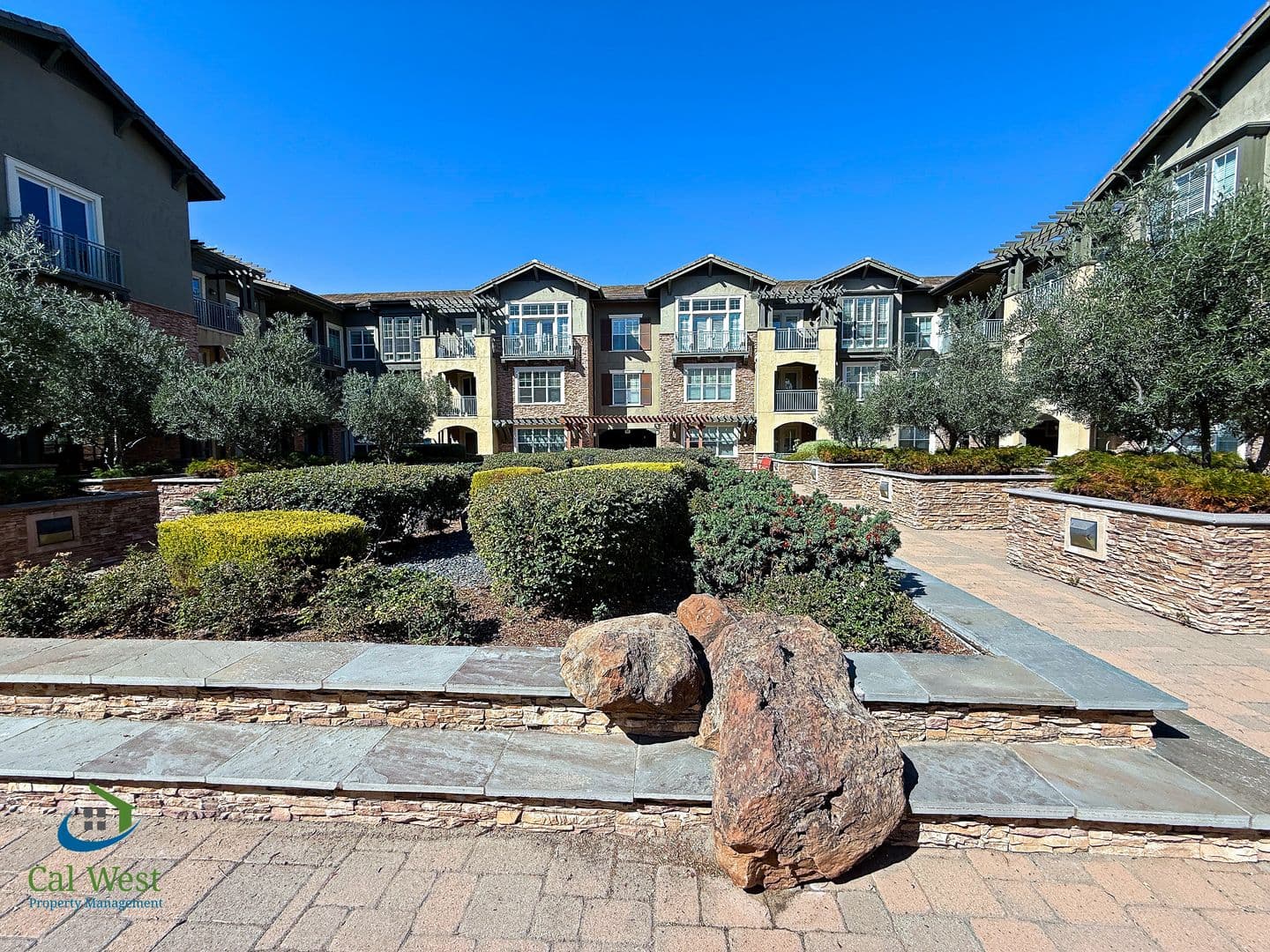 San Jose Condo: 2881 Meridian Avenue