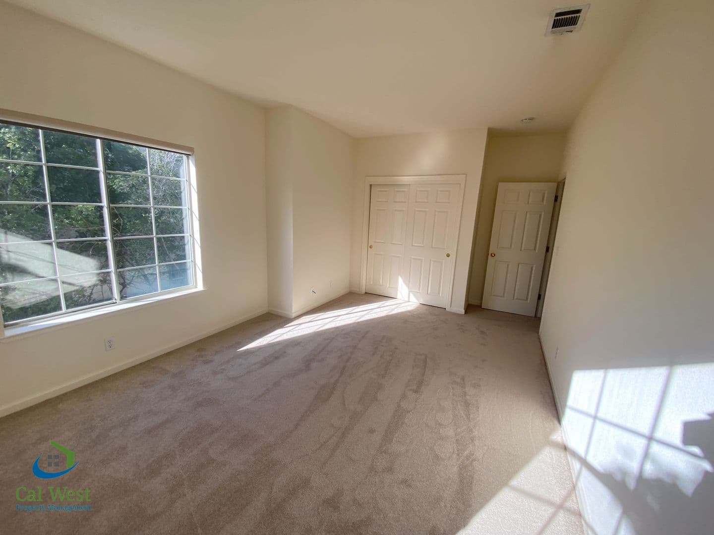 Mountain View House: 855 Jackson Street