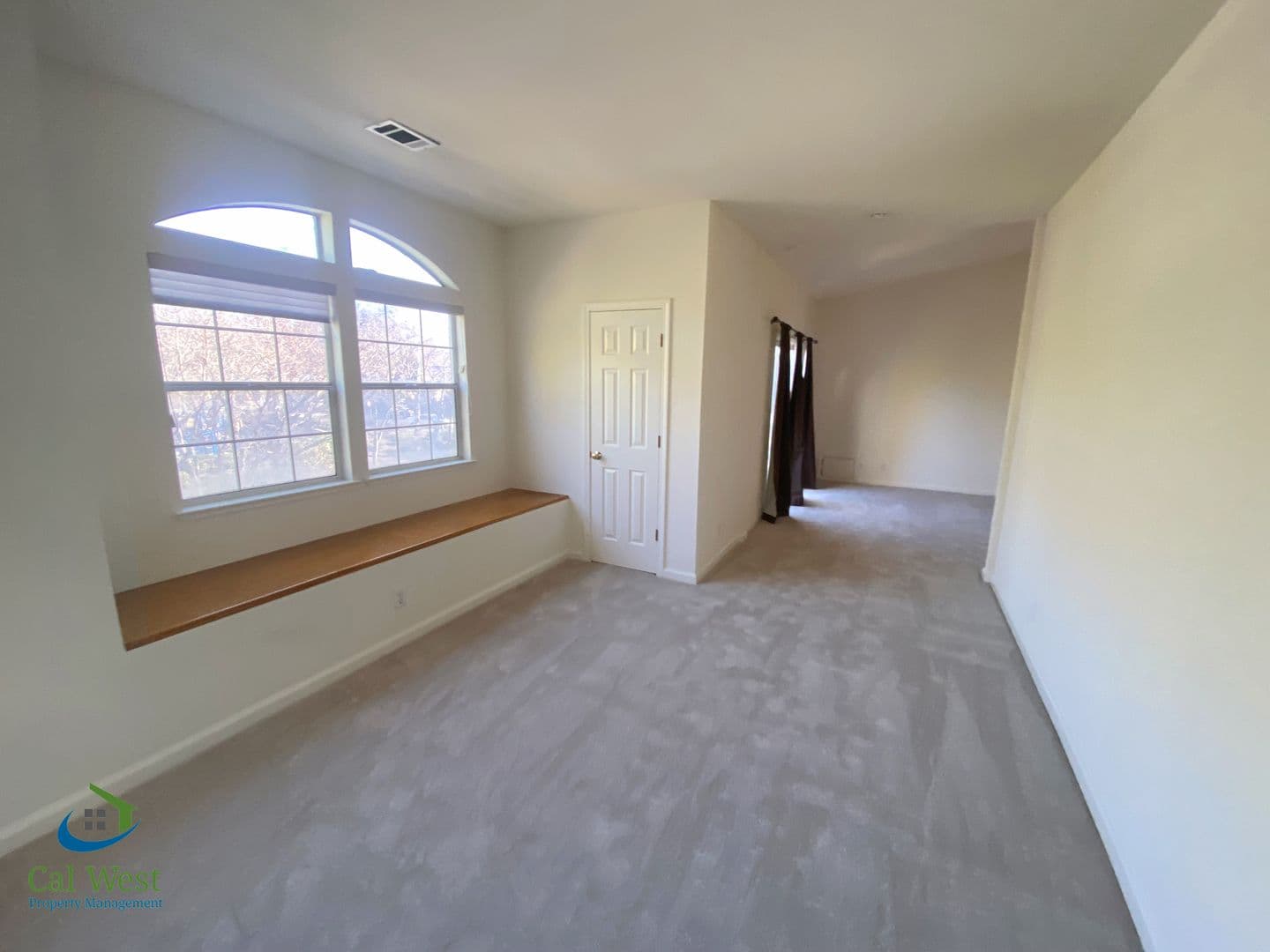Mountain View House: 855 Jackson Street