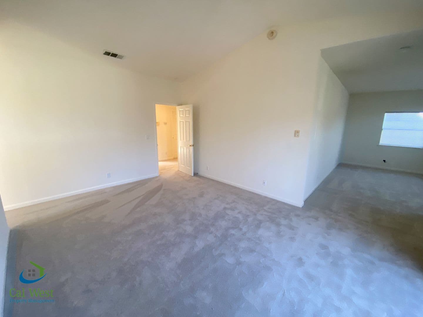 Mountain View House: 855 Jackson Street