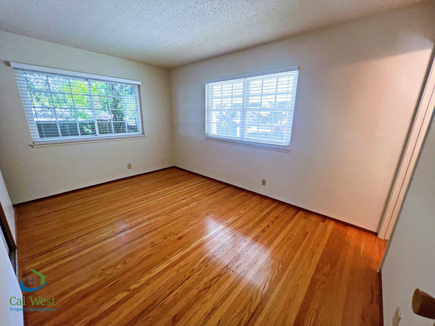 Sunnyvale House: 715 W Knickerbocker Drive