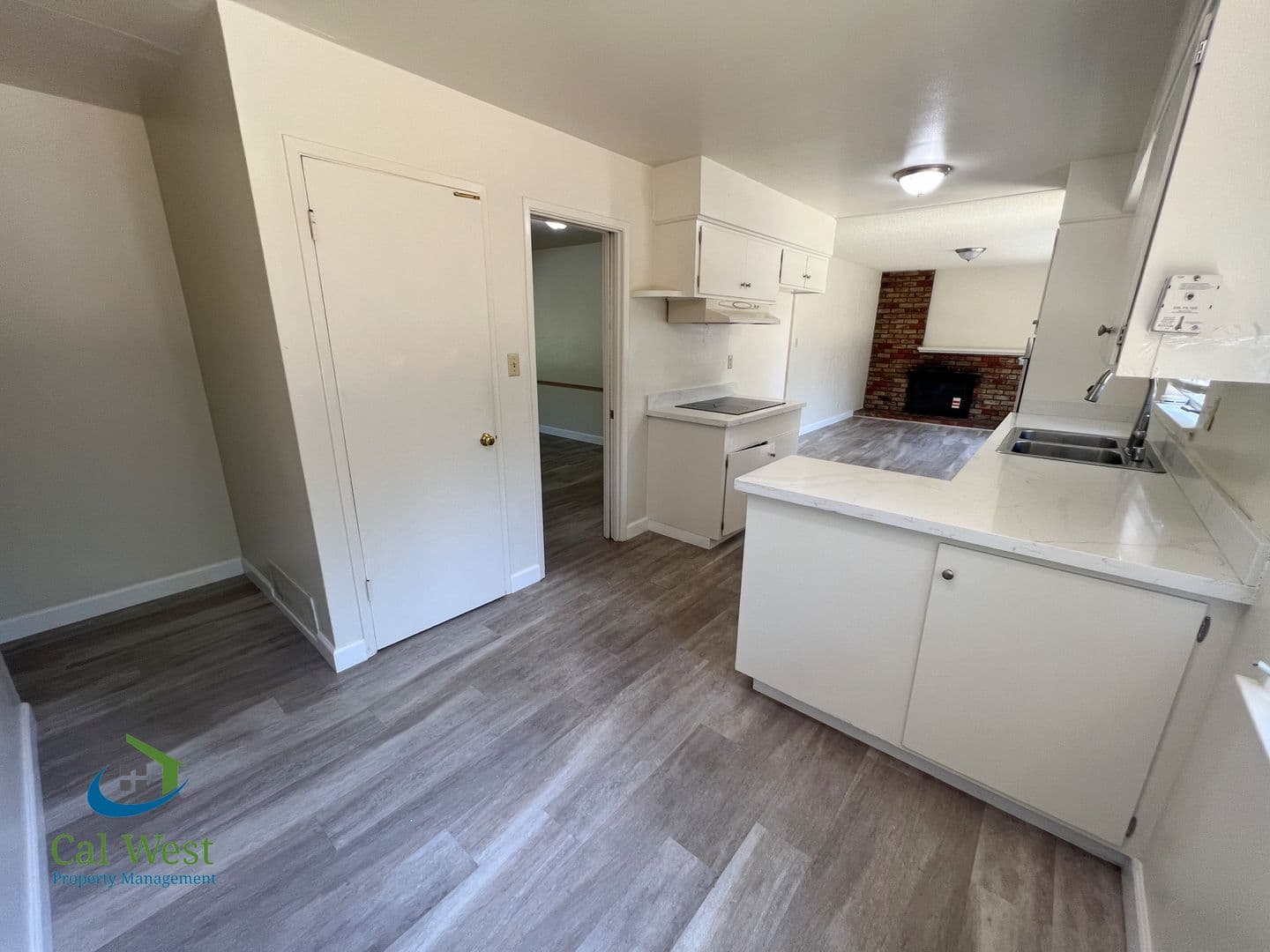 Cupertino House: 10600 East Estates Drive