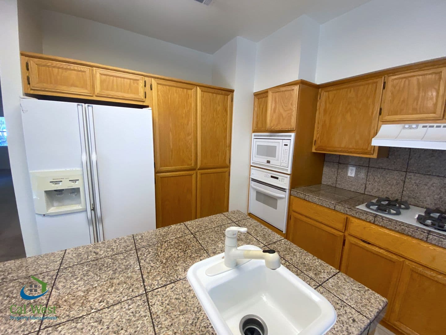 Mountain View House: 855 Jackson Street