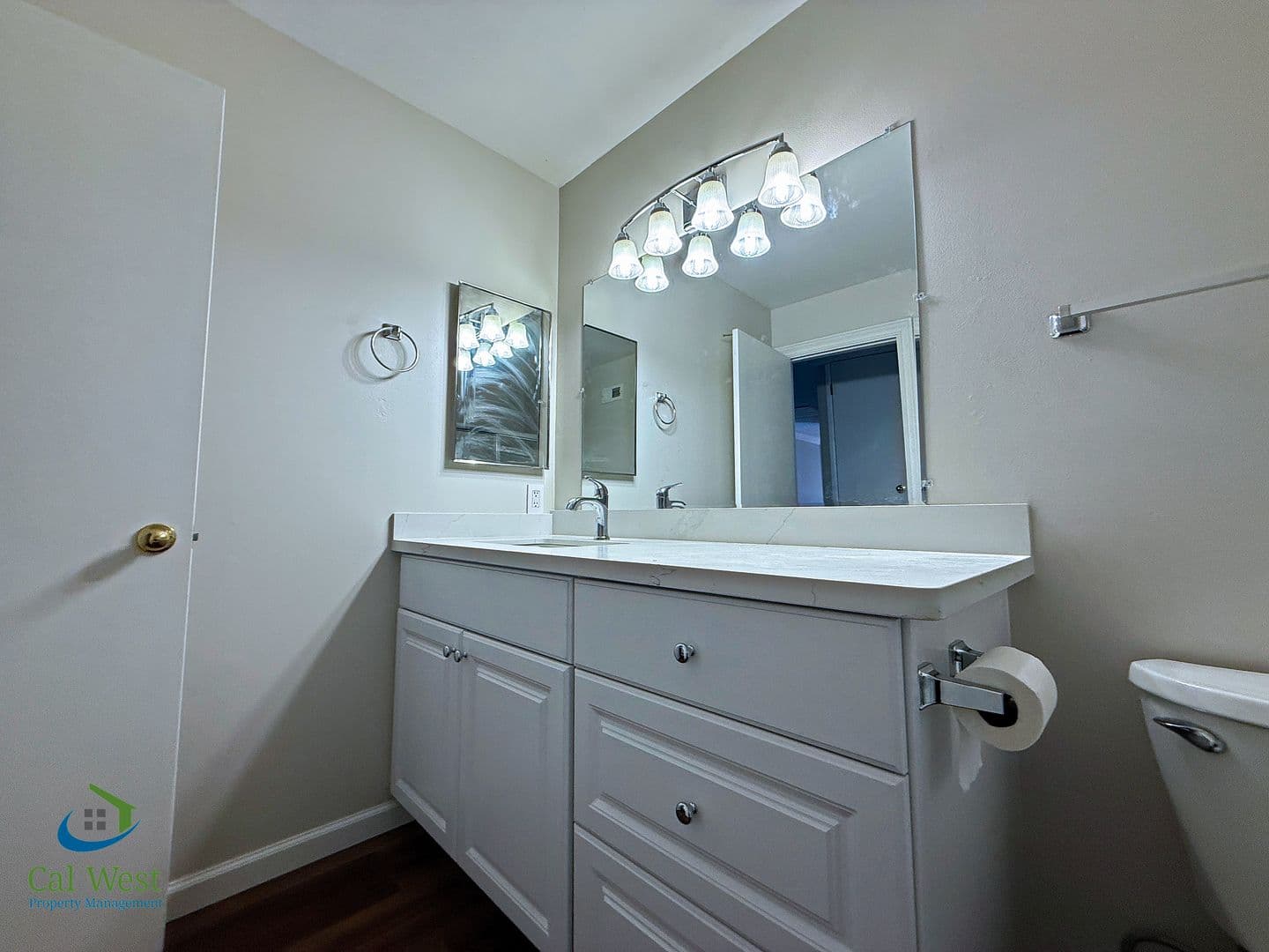 Gilroy House: 6479 Barron Place