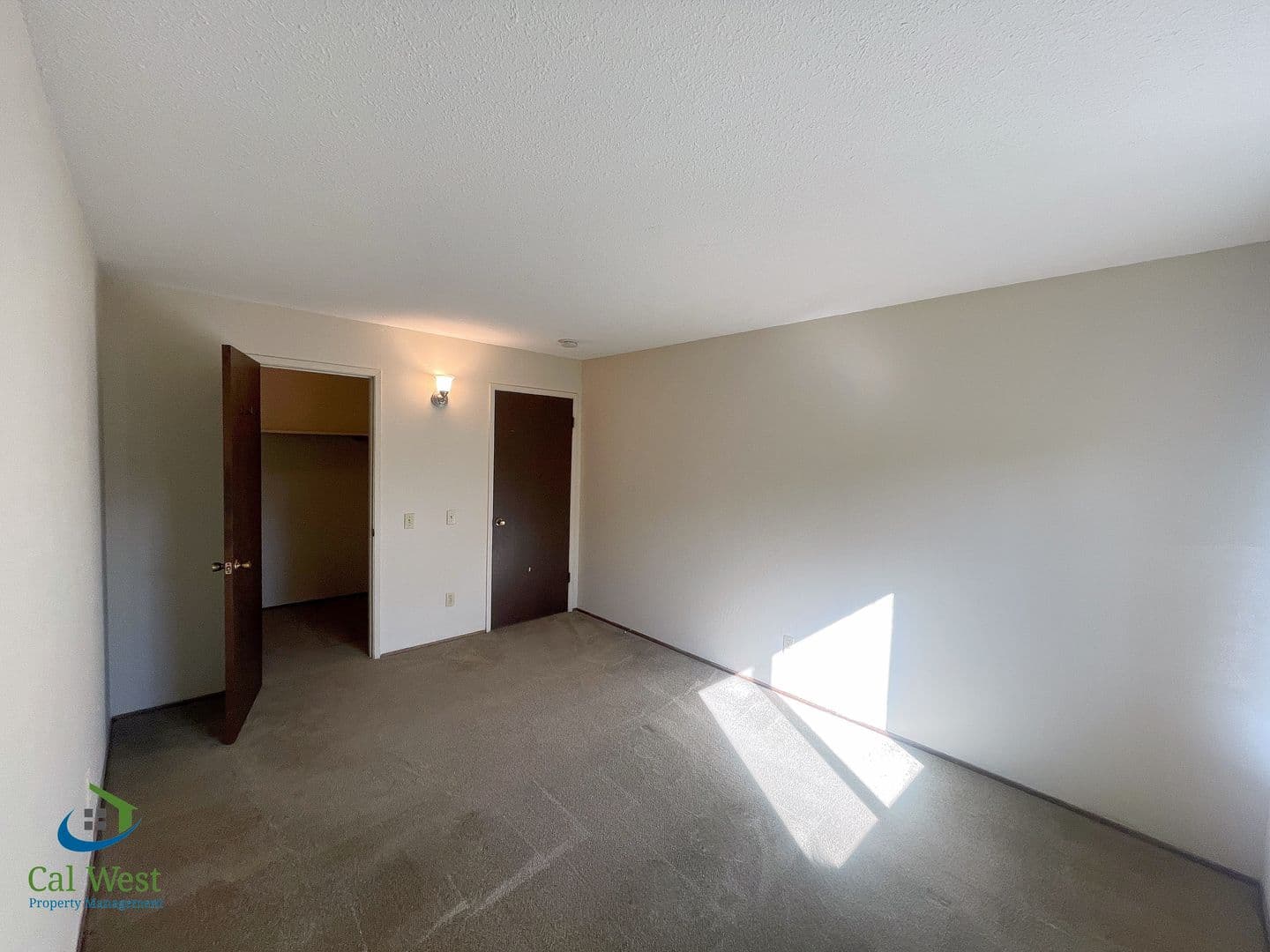 Morgan Hill Apartment: 16800 Barnell Avenue #2
