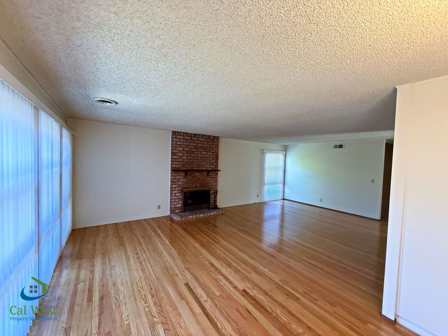Sunnyvale House: 715 W Knickerbocker Drive