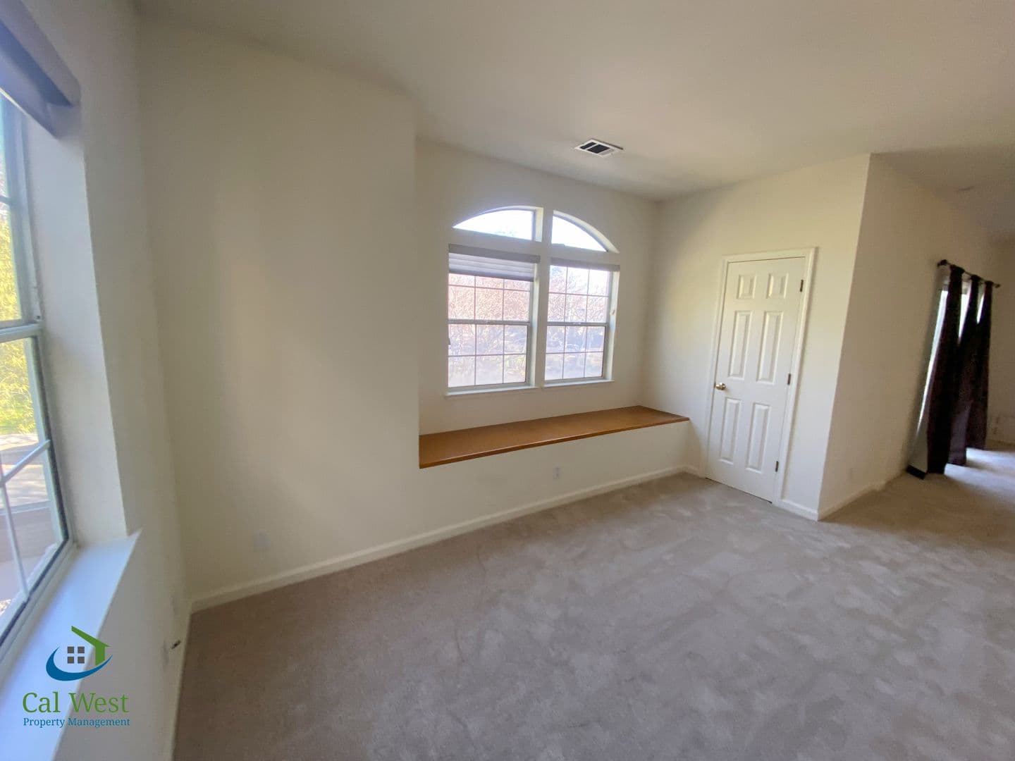 Mountain View House: 855 Jackson Street