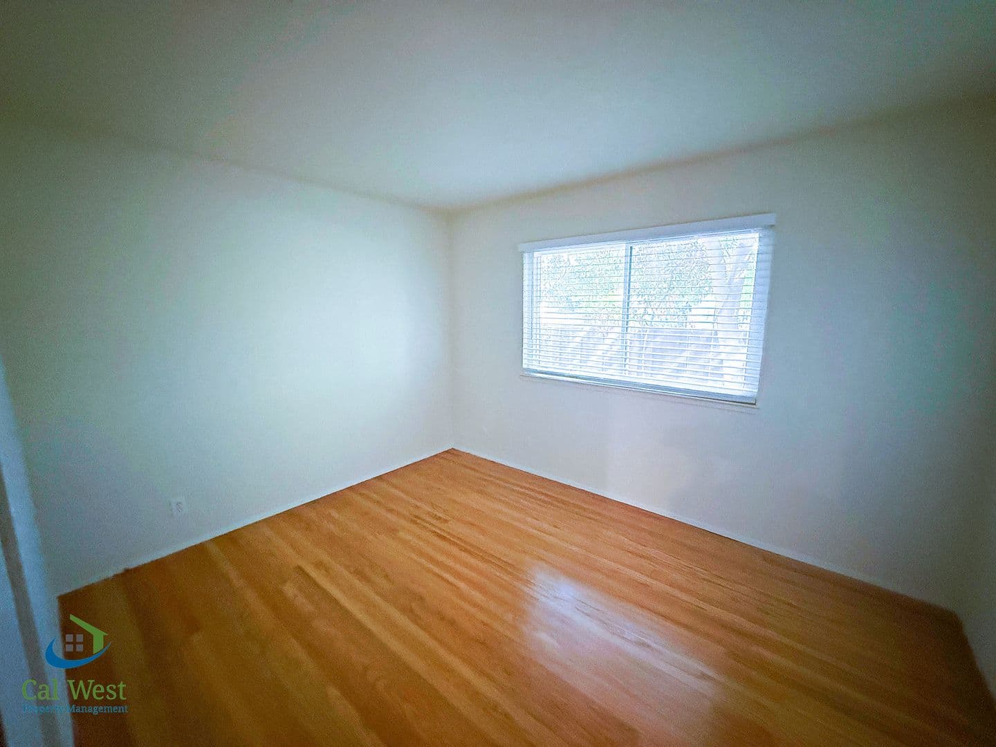 Sunnyvale House: 715 W Knickerbocker Drive
