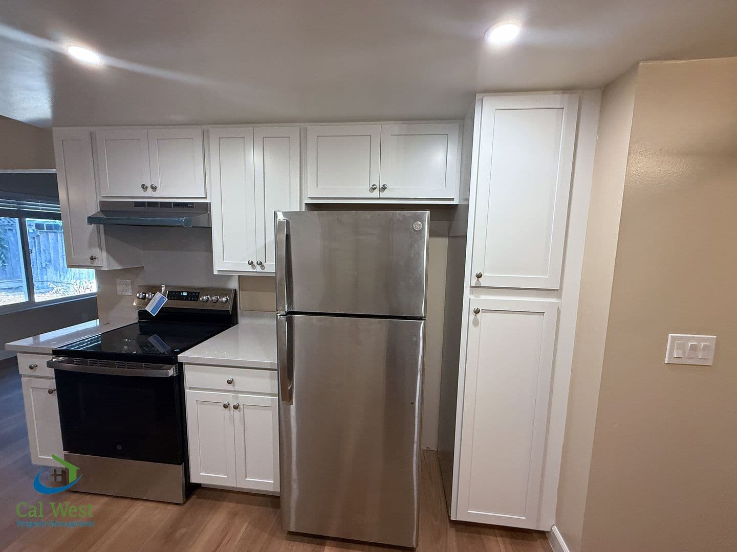 San Jose Apartment: 5863 Hillview Avenue