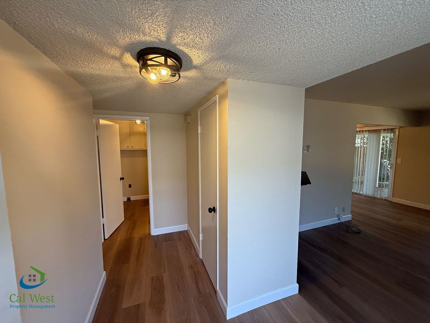 San Jose Apartment: 5863 Hillview Avenue