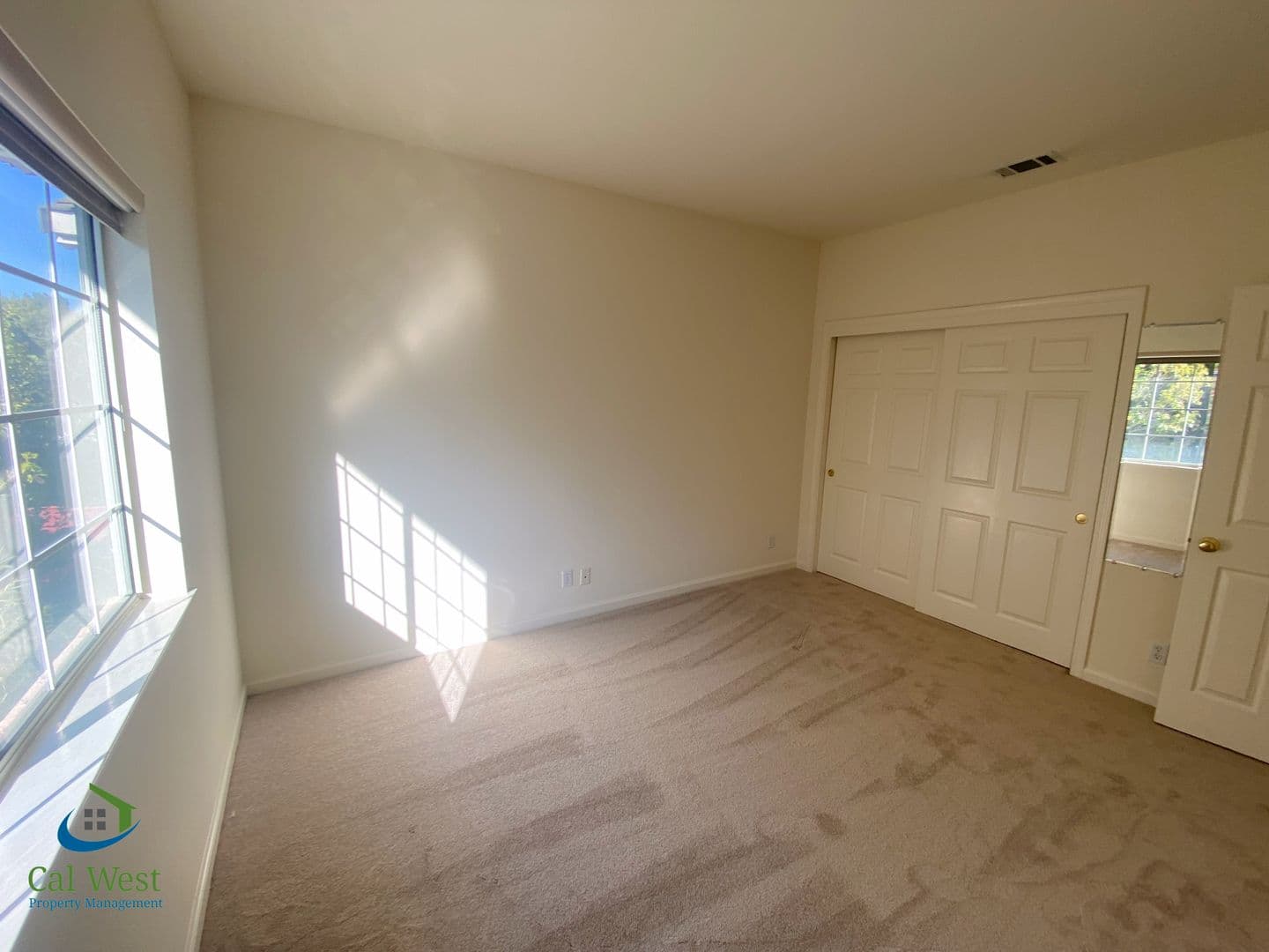 Mountain View House: 855 Jackson Street