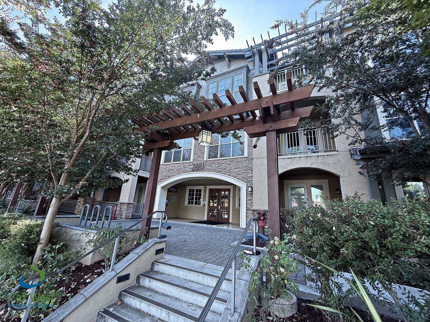 San Jose Condo: 2881 Meridian Avenue