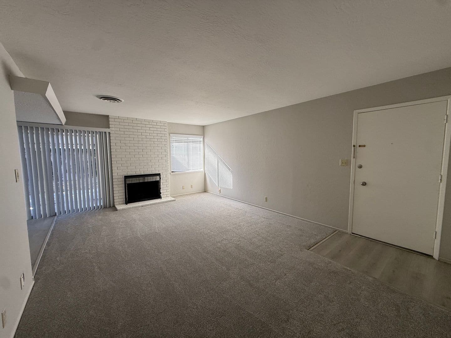 San Jose Apartment: 1491&1493 Merry Lane